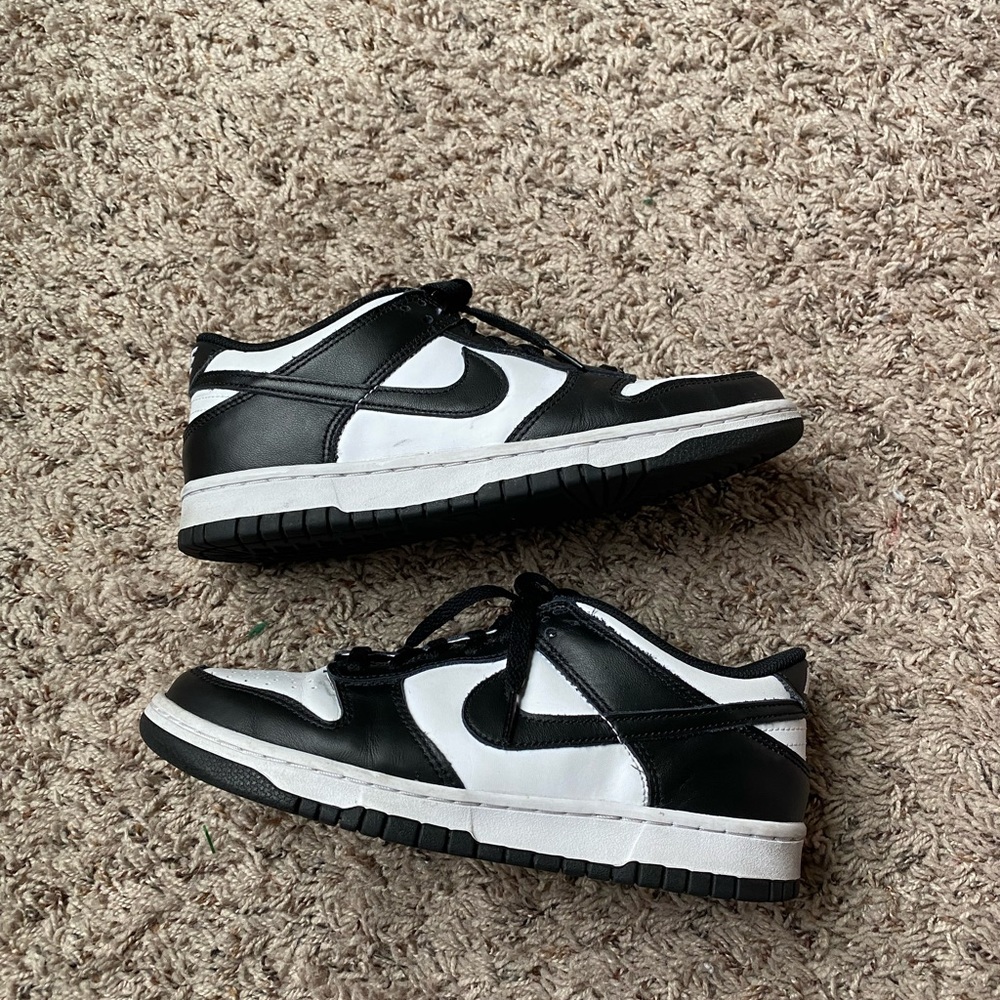 Nike panda dunks